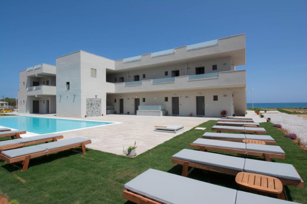 Ebenus Suites "Adults Only" By Checkin Guwes Zewnętrze zdjęcie